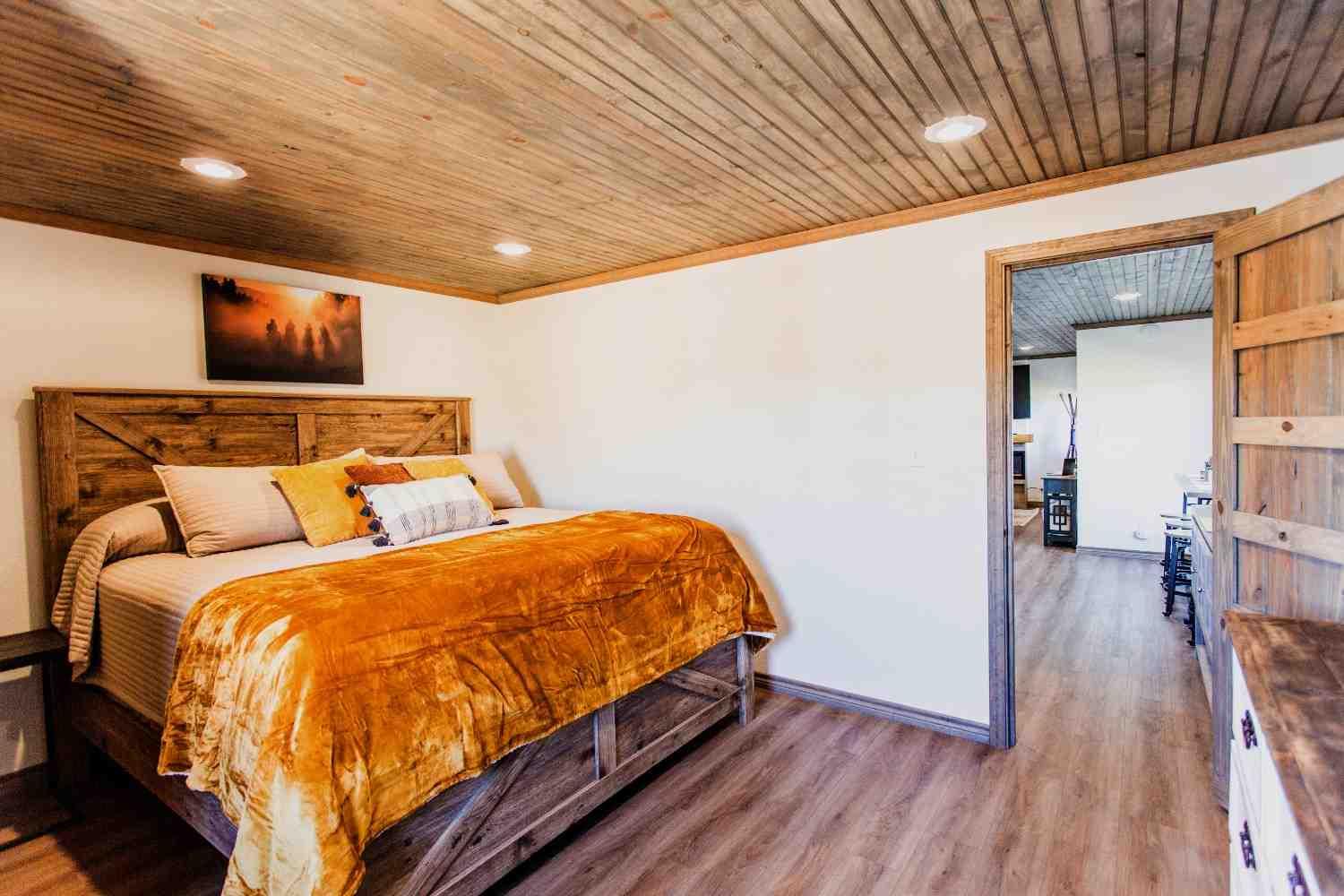 88888 Ranch Airbnb accommodations